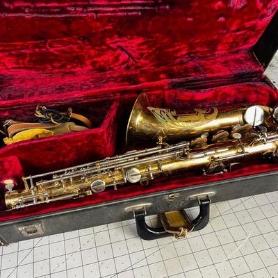 Vintage Nobel Standard Saxophone w/Case 