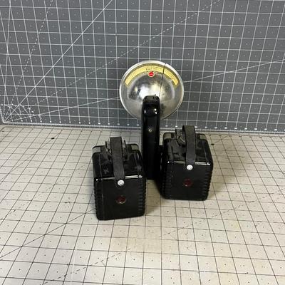 2 Brownie Hawkeye Cameras