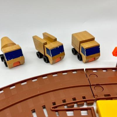 1972 MATTEL Train Set