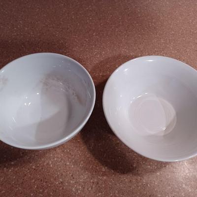 2 mismatched White bowls