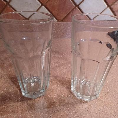 2 Stackable Glasses