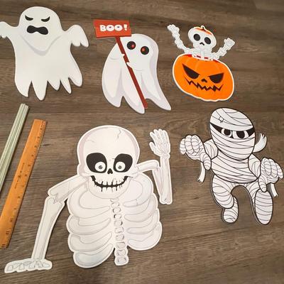 SET OF 7 CUTE HALLOWEEN YARD SIGNS CORRUGATED PLASTIC WITH STURDY STICKS