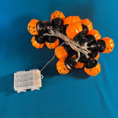 PUMPKIN STRING LIGHTS w/ 8 DIFFERENT LIGHT MODES NEW IN PACKAGE