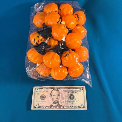 PUMPKIN STRING LIGHTS w/ 8 DIFFERENT LIGHT MODES NEW IN PACKAGE