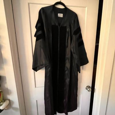 BLACK DOCTORAL GRADUATION GOWN LIKE NEW GREAT COSTUME IDEA