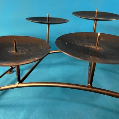 HAUNTED HOUSE DECOR IRON 10-CANDLE CANDELABRA