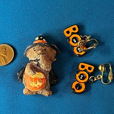 DANGLY â€œBOOâ€ CLIP ON EARRINGS and TRICK-OR-TREATING BEAR PIN