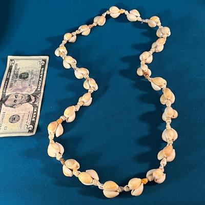 REAL MERMAID SEA SHELL CLUSTERS NECKLACE