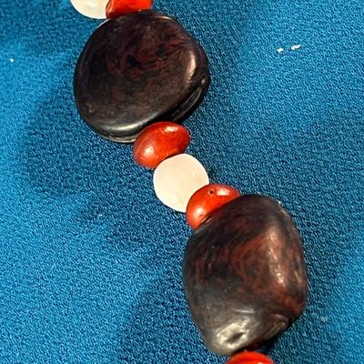 HAWAIIAN KUKUI NUT AND RED, WHITE SEEDS NECKLACE