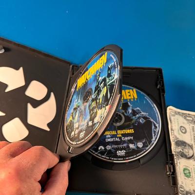 DIRECTORâ€™S CUT â€œWATCHMENâ€ 2-DISC DVD SET