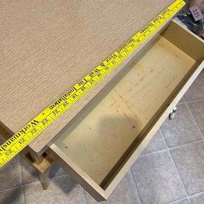 Fabulous blonde, MCM end table