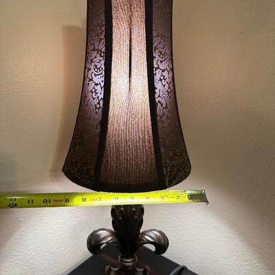 Table lamp.