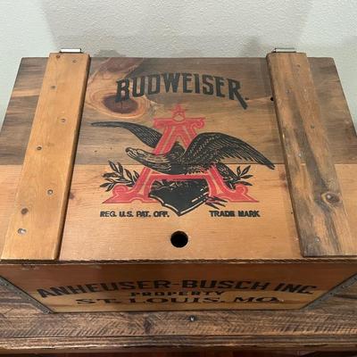 ANHEUSER-BUSCH BUDWEISER Wooden Crate