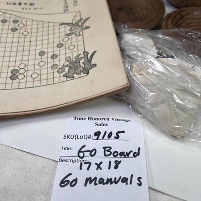The Go Game Heavy tabletop wooden board with vintage black and white stones. Good ondition