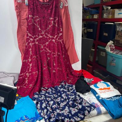 Small Vintage woman's clothes and vintage T. Shirts