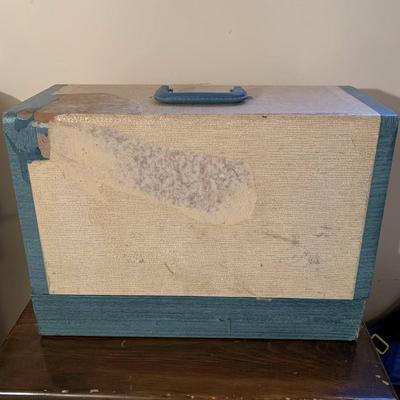 Universal Vintage Sewing Machine with Case