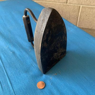 Geneva ILL  Cast Iron #8