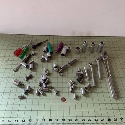 Ratchet and Socket Bundle