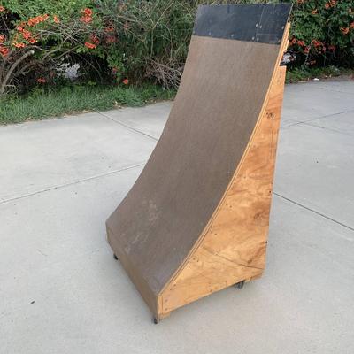 Skate Ramp
