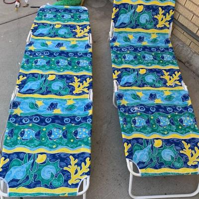 Folding Lounge Chairs