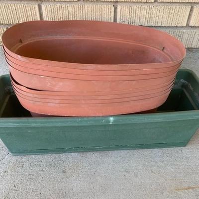 Plastic Plant Pot Bundle