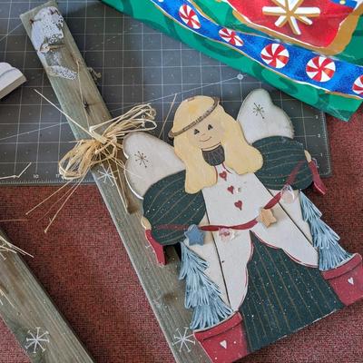 Christmas Wood Stakes