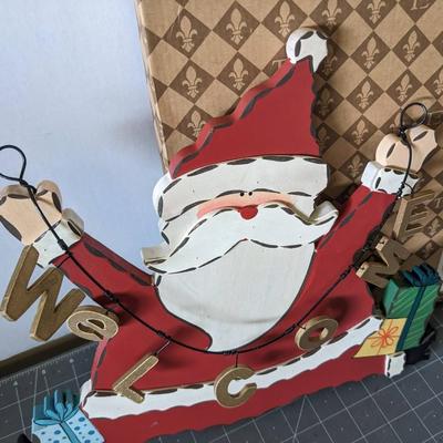 Welcome Santa Sign