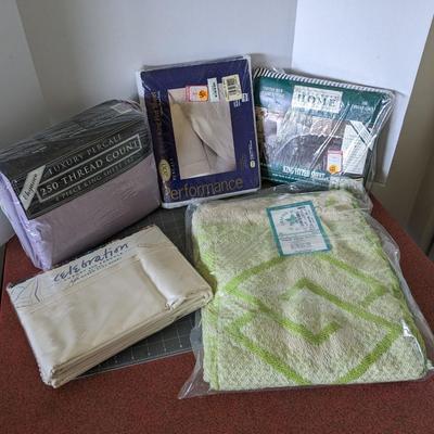 Blanket and Sheets Bundle