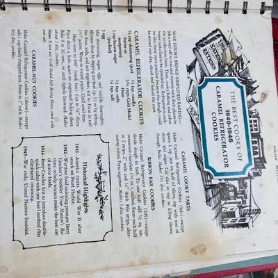 Vintage Betty Crocker Cooky Cook Books Chef book ends