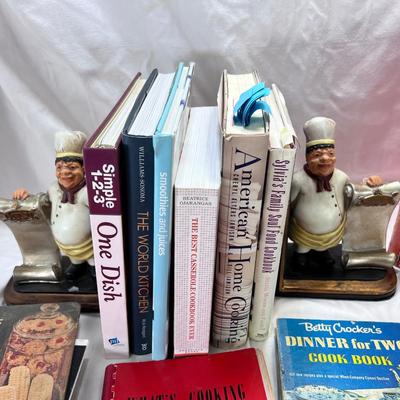 Vintage Betty Crocker Cooky Cook Books Chef book ends