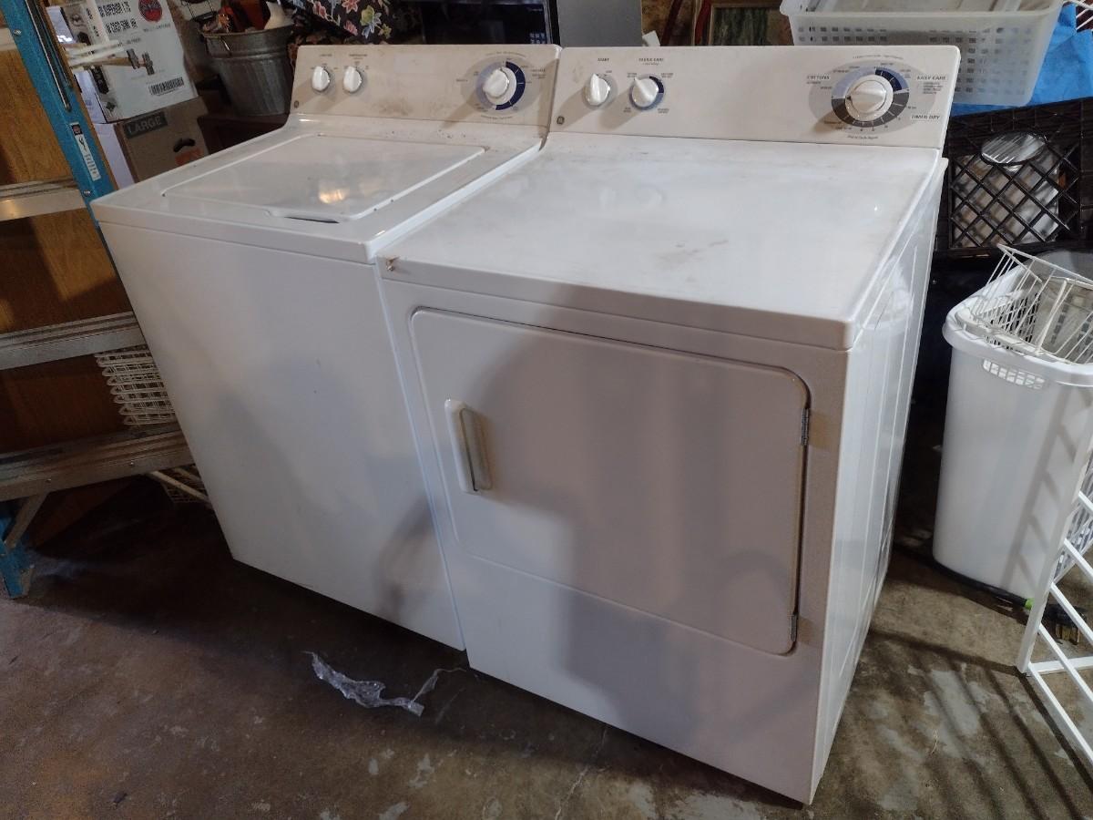GE Electric Washer and Dryer Set