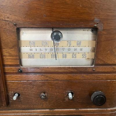SILVERTONE 8913 Vintage Record Player - Radio - Recorder
