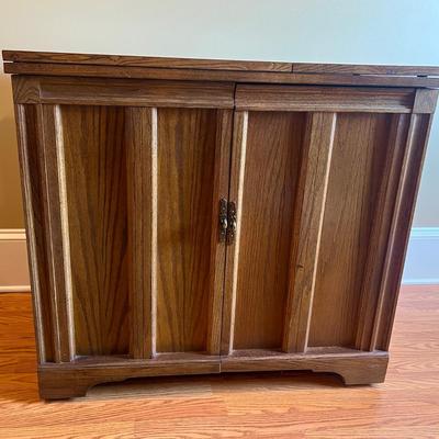 Solid Wood Sewing Cabinet With Singer 9430 Sewing Machine *Read Details*