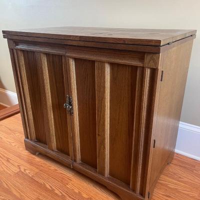 Solid Wood Sewing Cabinet With Singer 9430 Sewing Machine *Read Details*
