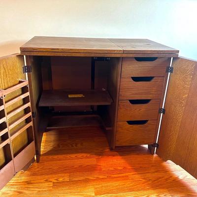 Solid Wood Sewing Cabinet With Singer 9430 Sewing Machine *Read Details*