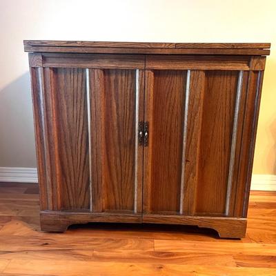 Solid Wood Sewing Cabinet With Singer 9430 Sewing Machine *Read Details*