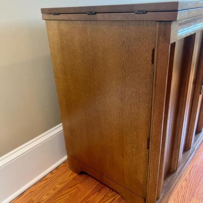 Solid Wood Sewing Cabinet With Singer 9430 Sewing Machine *Read Details*