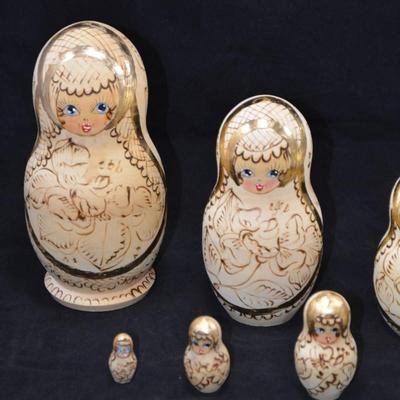 Vintage 7 Tiered Russian Nesting Dolls (Matryoshka), Hand Carved and Painted 8