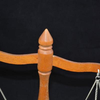 Vintage Decorative Scales of Justice Balance Scale 10"