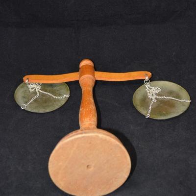 Vintage Decorative Scales of Justice Balance Scale 10"