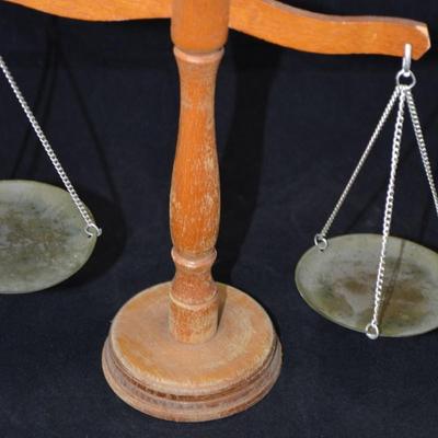 Vintage Decorative Scales of Justice Balance Scale 10"