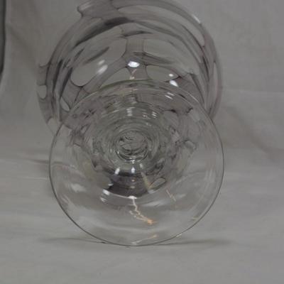 Clear & Lavender Lattice Pattern Vase  10x7.5
