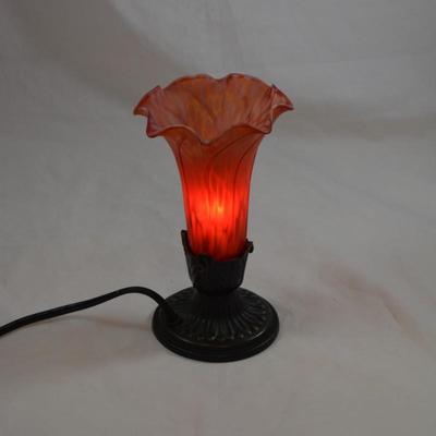 Small Red Flower D=Shade Bed Side Lamp 8"