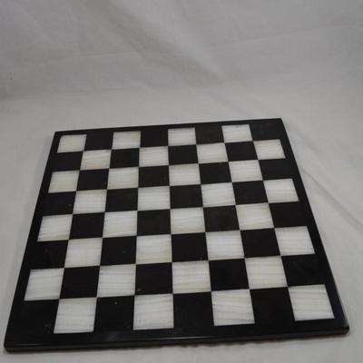 Quartz & Agate Chess Pieces and Board