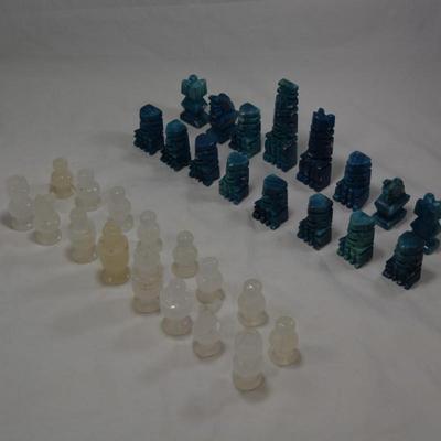 Quartz & Agate Chess Pieces and Board