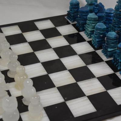 Quartz & Agate Chess Pieces and Board