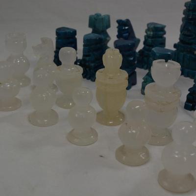 Quartz & Agate Chess Pieces and Board