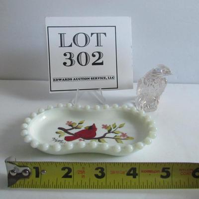 Lot 302: Vintage Boyd Glass Small Hand Painted Tray and Glass Eagle