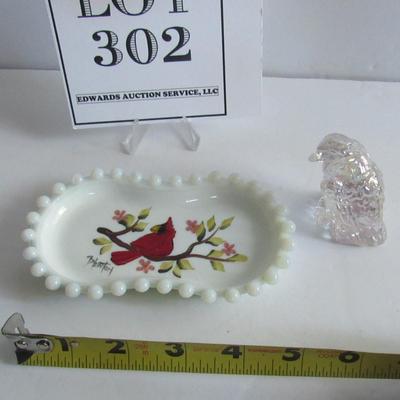 Lot 302: Vintage Boyd Glass Small Hand Painted Tray and Glass Eagle