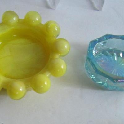 Lot 312:  2 Older Glass Open Salt Dips